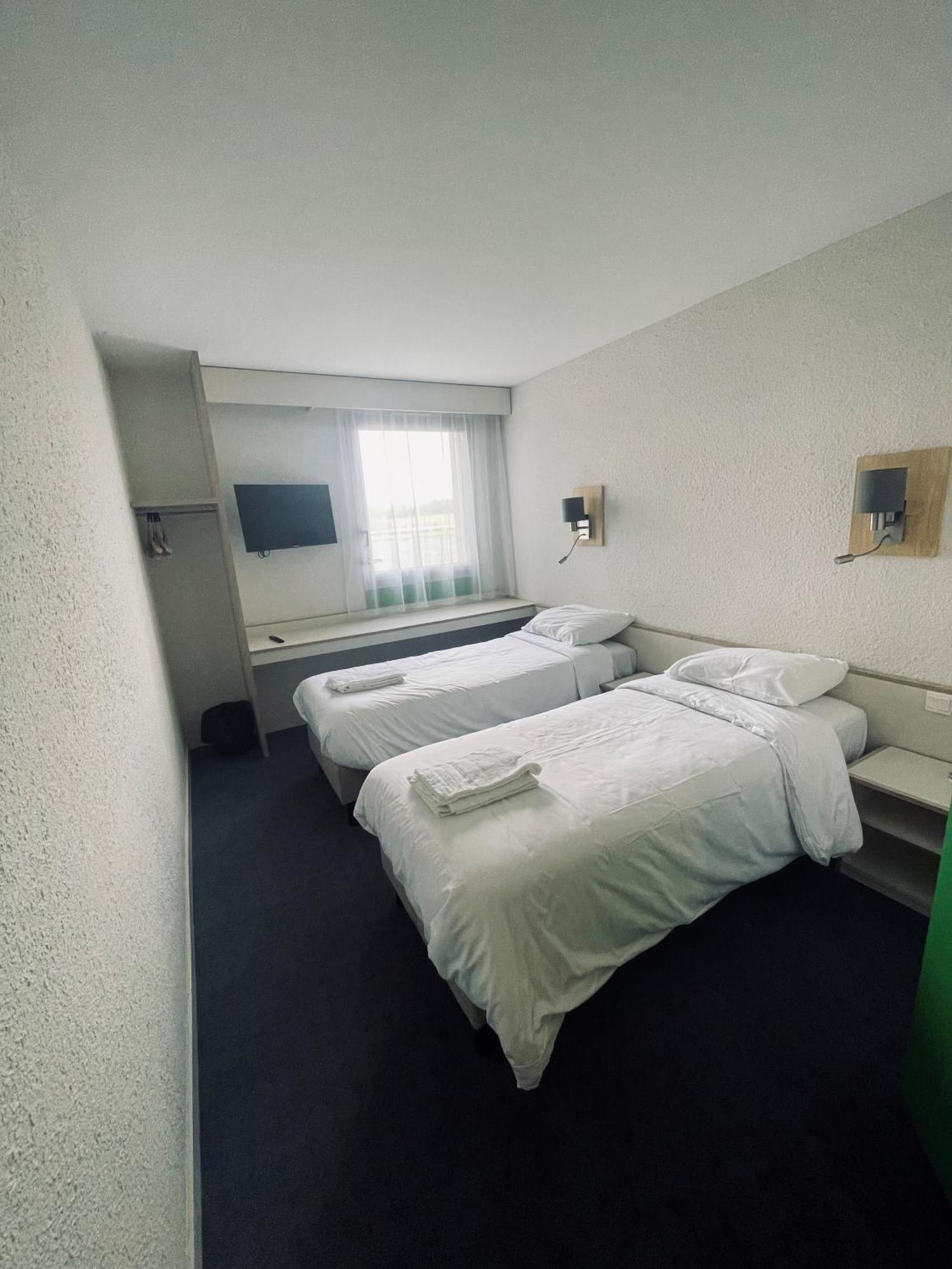 Hotel La Petite Auberge Chambretaud المظهر الخارجي الصورة